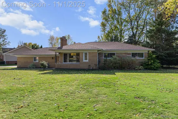 53495 Hillside Drive, ShelbyTwp, MI 48316