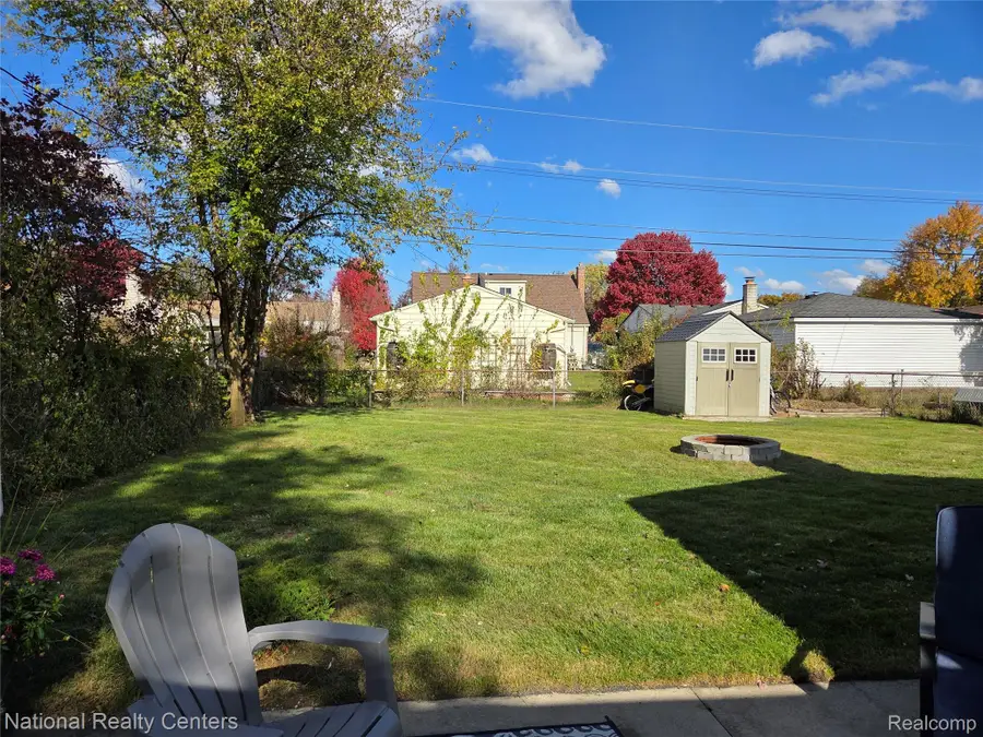 39568 Cather Street, Canton, MI 48187 - Image #2