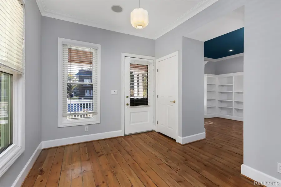 338 W Harrison Avenue, Royal Oak, MI 48067 - Image #3