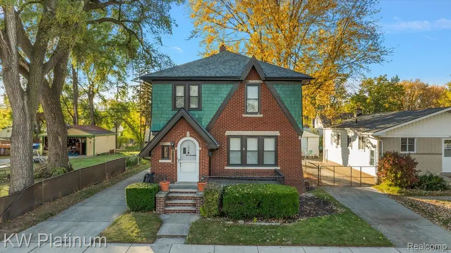 21067 Albany Avenue, Warren, MI 48091 - Image #2