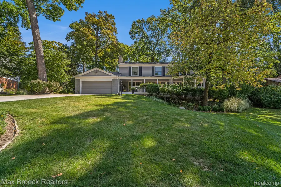 30372 Georgetown Drive, Southfield Township, MI 48025 - Image #3