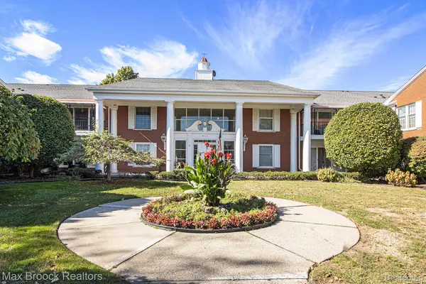 19710 W 13 Mile Road #105, BeverlyHills, MI 48025