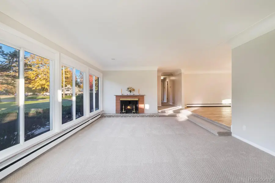 4475 Thornapple Circle, Burton, MI 48509 - Image #3