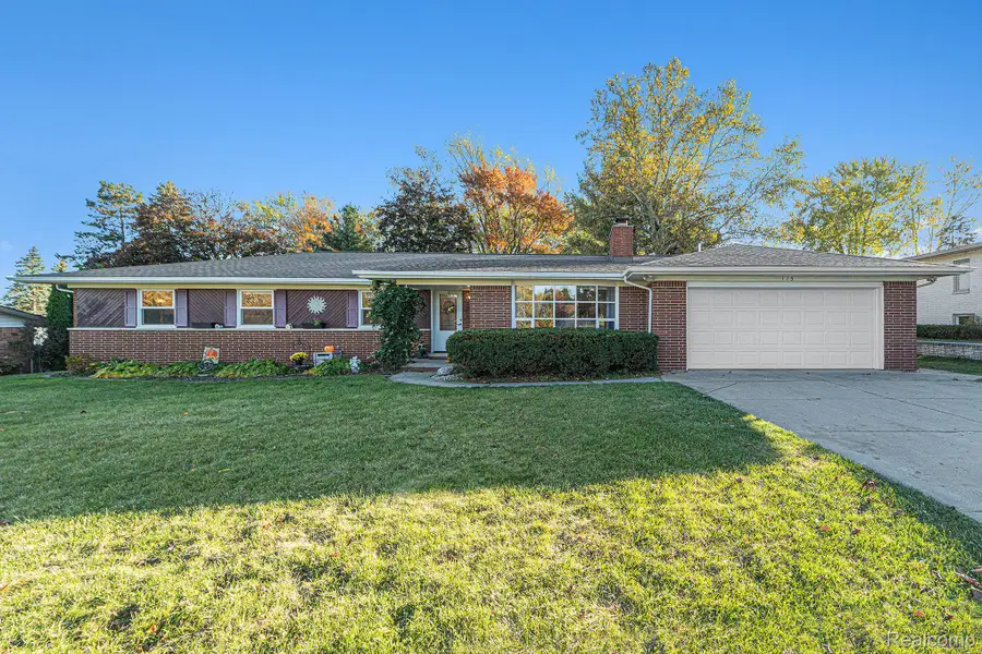 115 Boyken Road, Rochester Hills, MI 48307 - Image #2