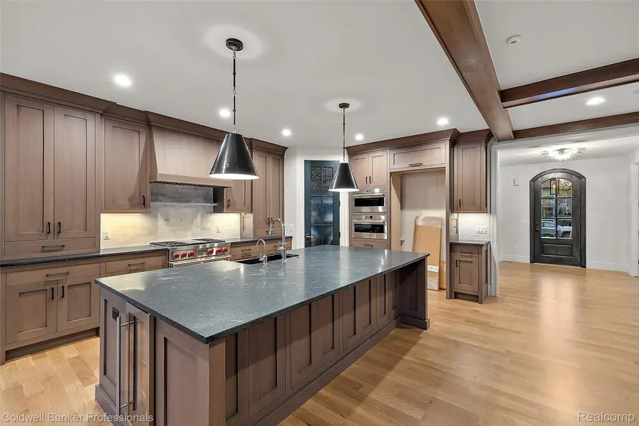 684 Harding Street, Plymouth, MI 48170 - Image #3