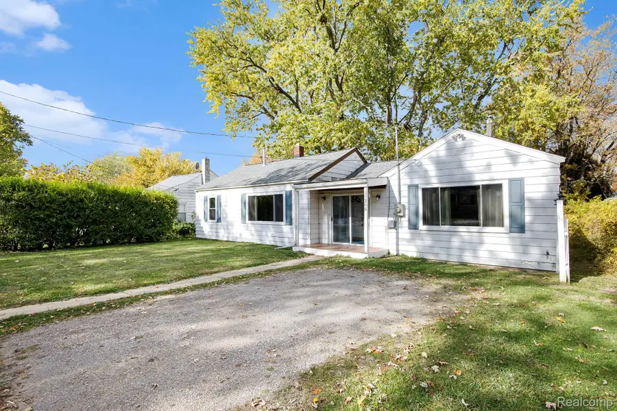 205 Grove Street, Otisville, MI 48463 - Image #3