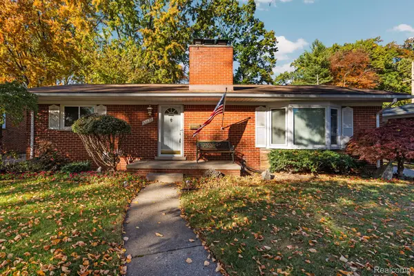 33632 Cindy Street, Livonia, MI 48150