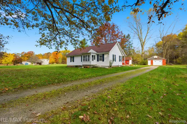 5315 E Allen Road, Webberville, MI 48892