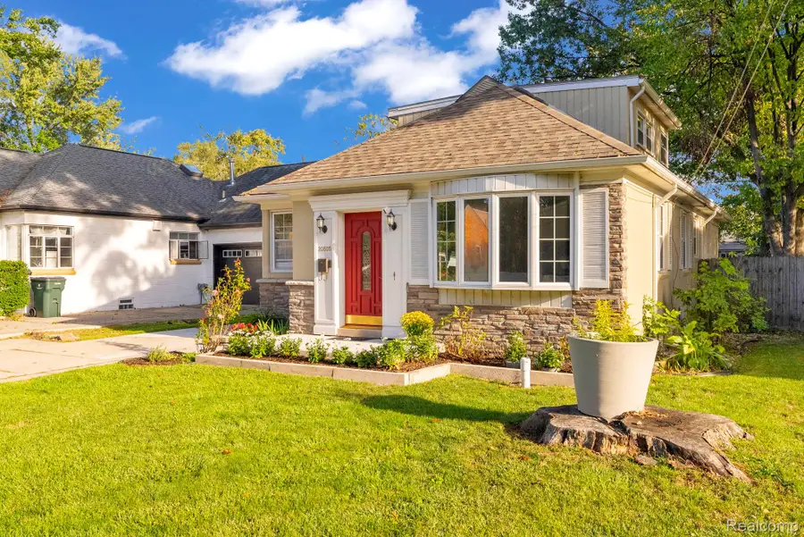 20505 Shady Lane Avenue, Saint Clair Shores, MI 48080 - Image #2