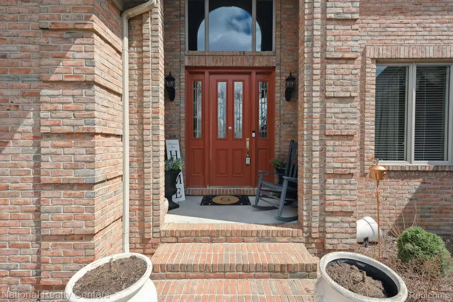 1449 Gleneagles, Highland, MI 48357 - Image #2