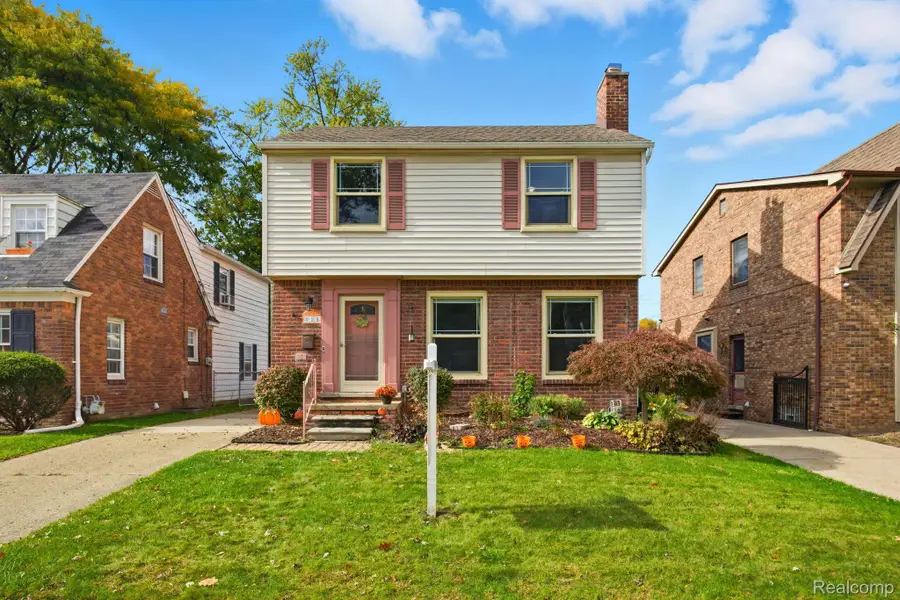 925 N Mildred Street, Dearborn, MI 48128 - Image #2