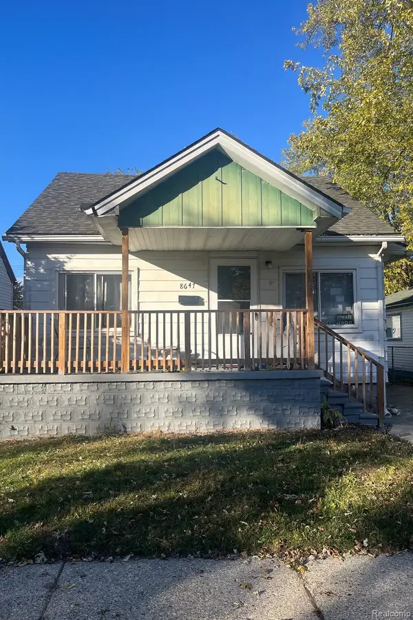 8647 Chalmers Avenue, Warren, MI 48089