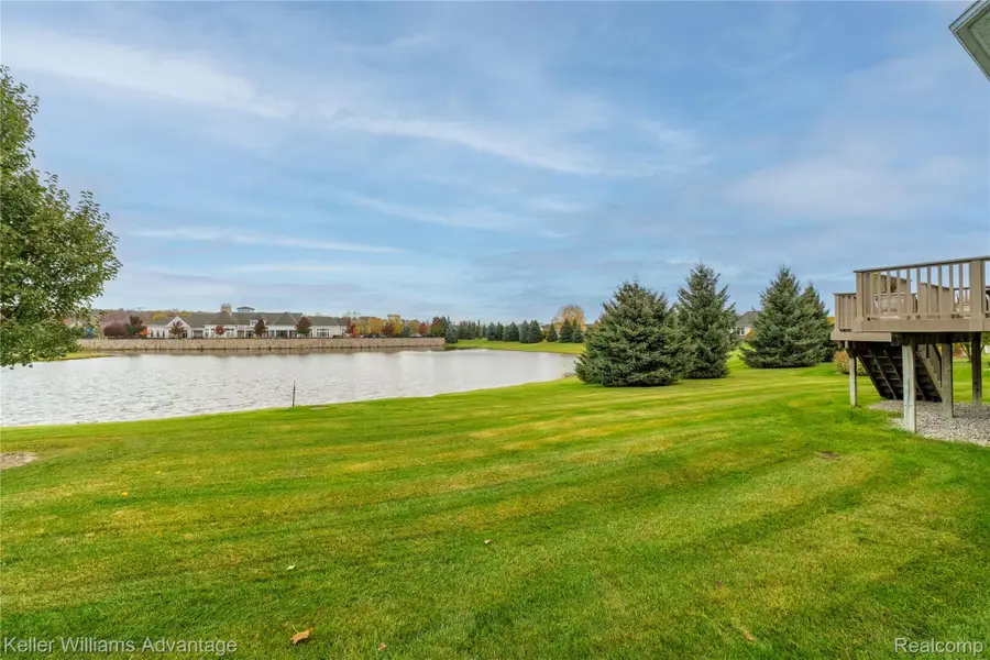 6317 Prairie Dunes Drive, Grand Blanc Charter Township, MI 48439 - Image #2