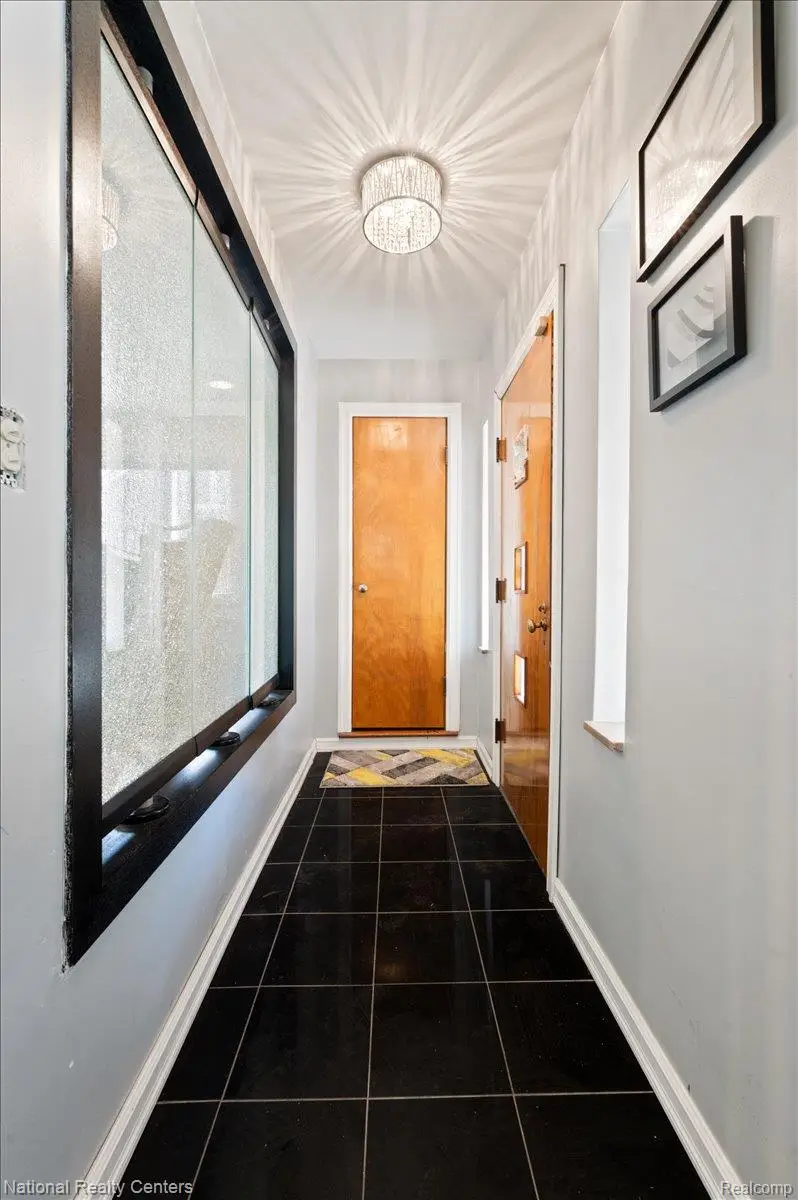 21234 Cyman Avenue, Warren, MI 48091 - Image #2