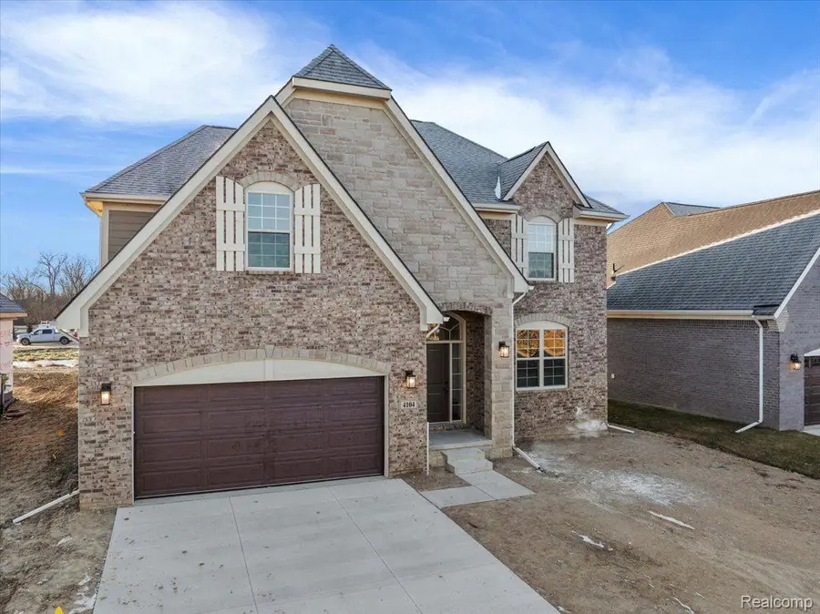 4060 Blossom Drive, Sterling Heights, MI 48314 - Image #3