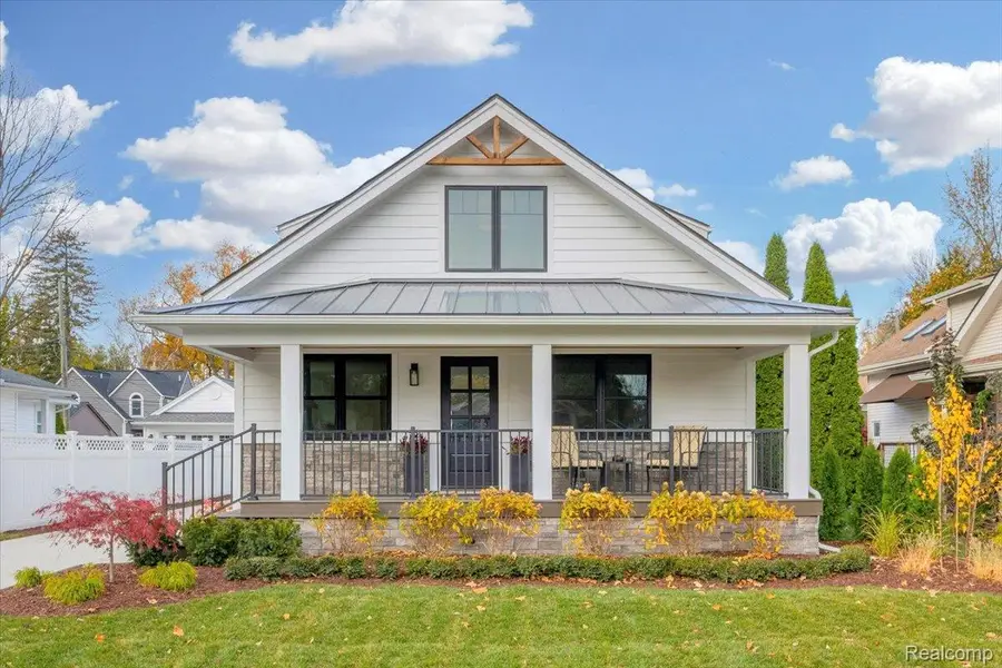 347 Highland, Rochester, MI 48307 - Image #2