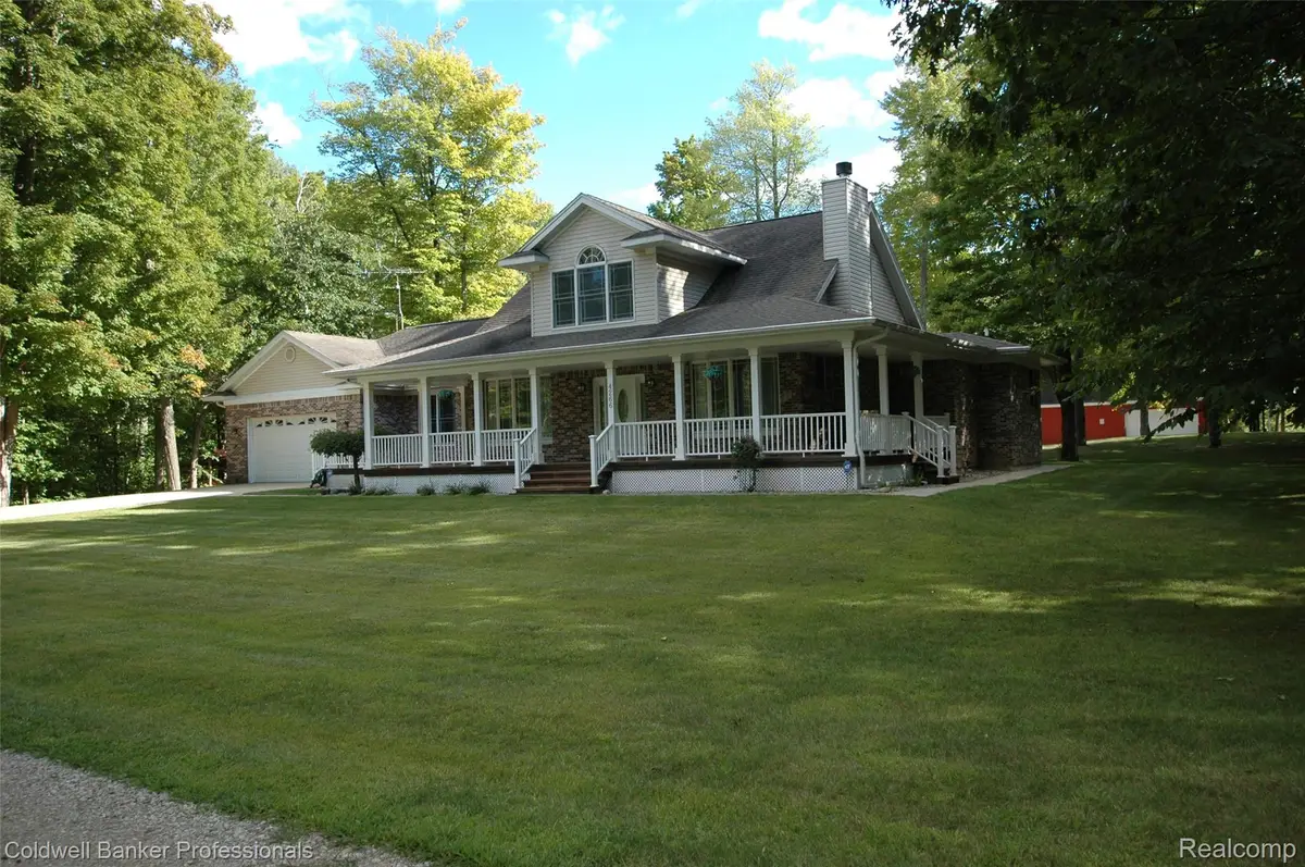 4266 River Drive Ne, Bourret, MI 48610 - Image #1