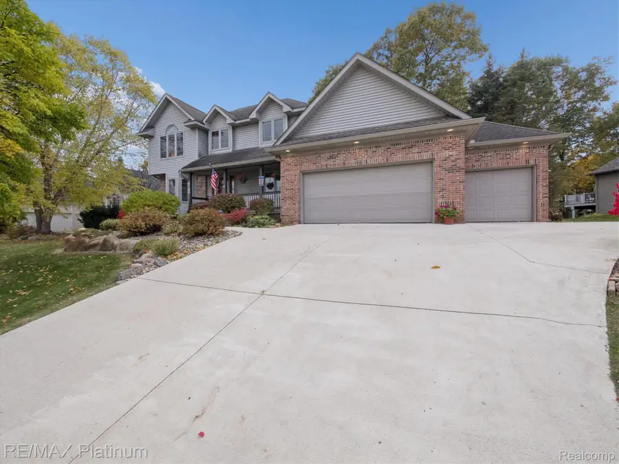 16184 Pine Lake Forest Drive, Linden, MI 48451 - Image #3