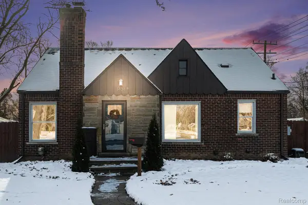 1404 E 14 Mile Road, RoyalOak, MI 48073