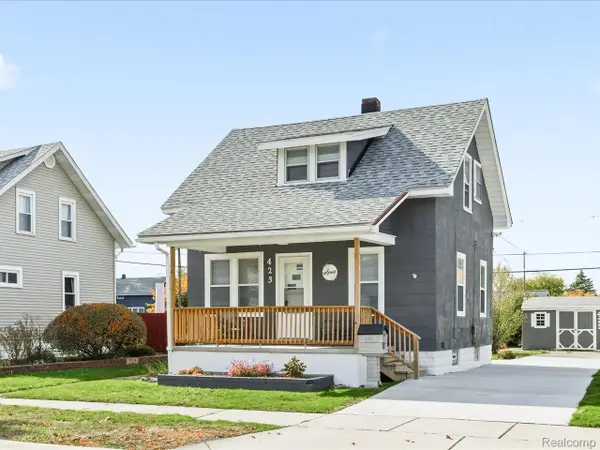 423 16th Street, PortHuron, MI 48060