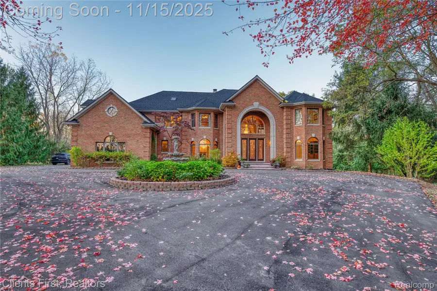 40600 8 Mile Road, Novi, MI 48167 - Image #2