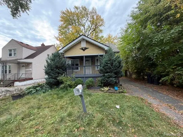 74 E Fairmount Avenue, Pontiac, MI 48340 - Image #1