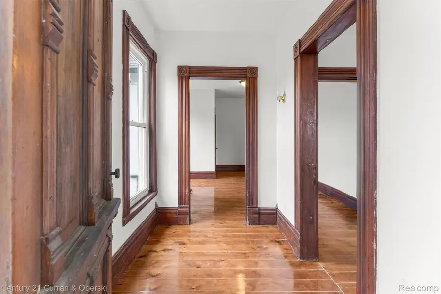 8004 N Farmington Road, Westland, MI 48185 - Image #3