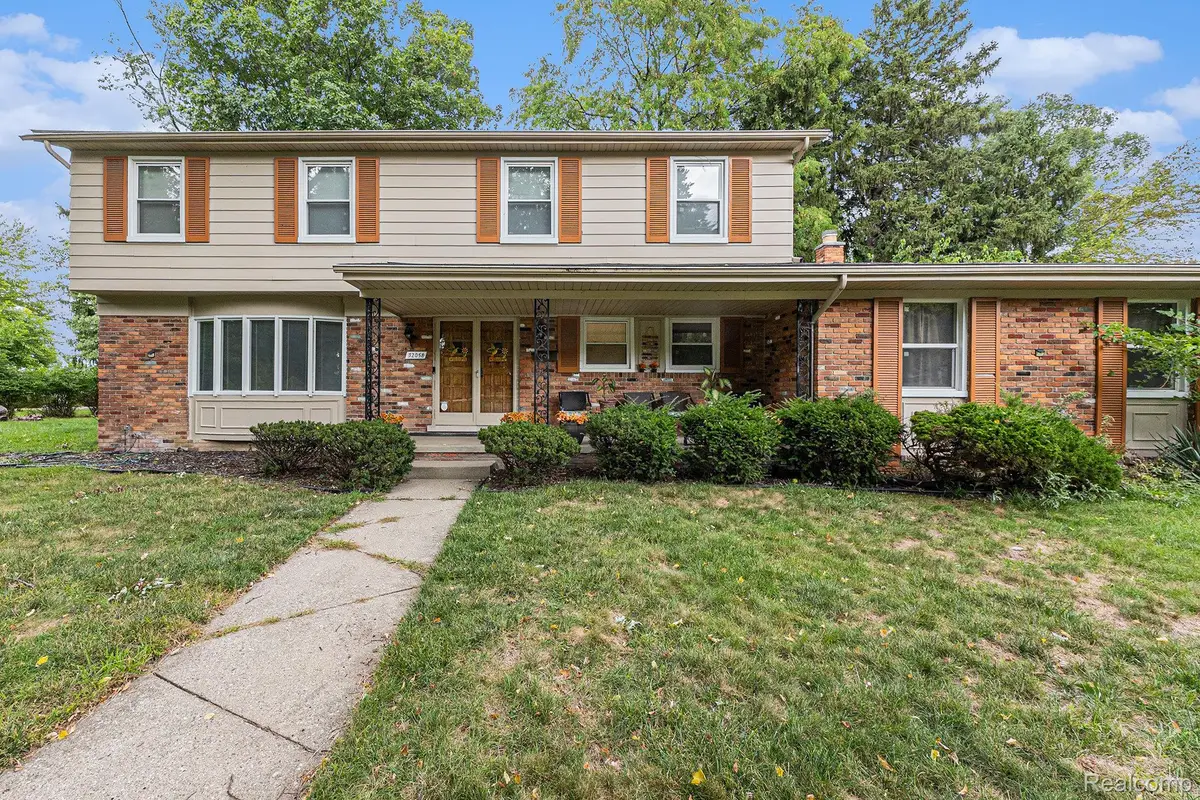 32058 Aline Drive, Warren, MI 48093 - Image #1