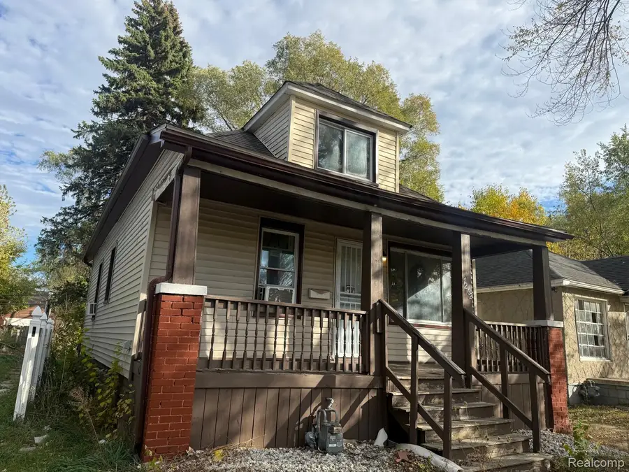 7262 Saint Marys Street, Detroit, MI 48228 - Image #2