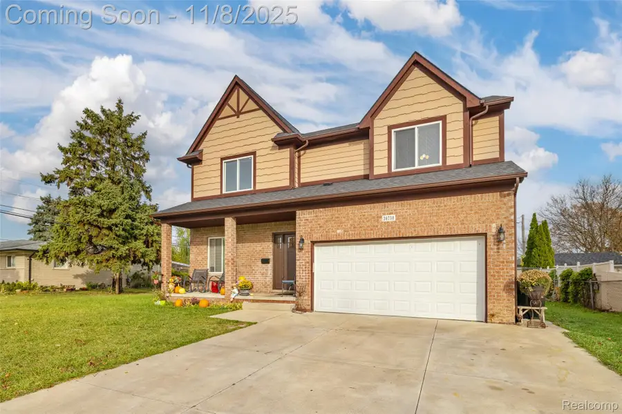 36738 Vine Drive, Sterling Heights, MI 48312 - Image #2