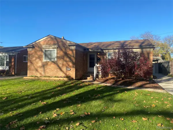 7696 Rosemary Street, DearbornHeights, MI 48127