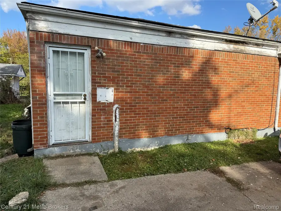 6155 Natchez Drive, Beecher, MI 48458 - Image #3