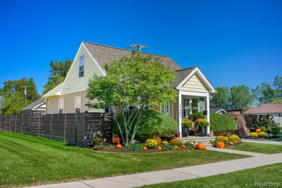 17921 Oakdale Street, Roseville, MI 48066 - Image #2