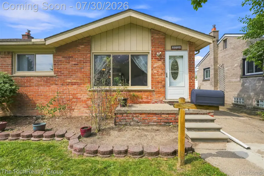 32150 Grandview Avenue N, Westland, MI 48186 - #3