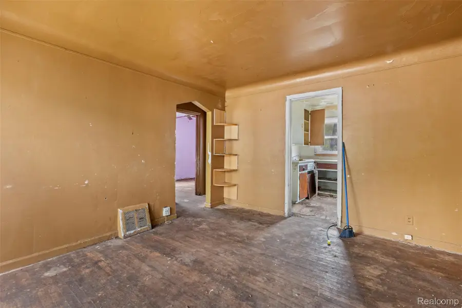 18467 Evergreen Road, Detroit, MI 48219 - Image #2