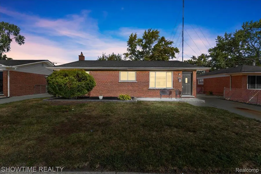 10358 Cloverdale Avenue, Ferndale, MI 48220 - Image #2