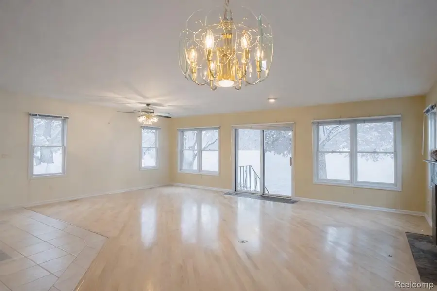 4333 Hunters Drive, Highland, MI 48356 - Image #3