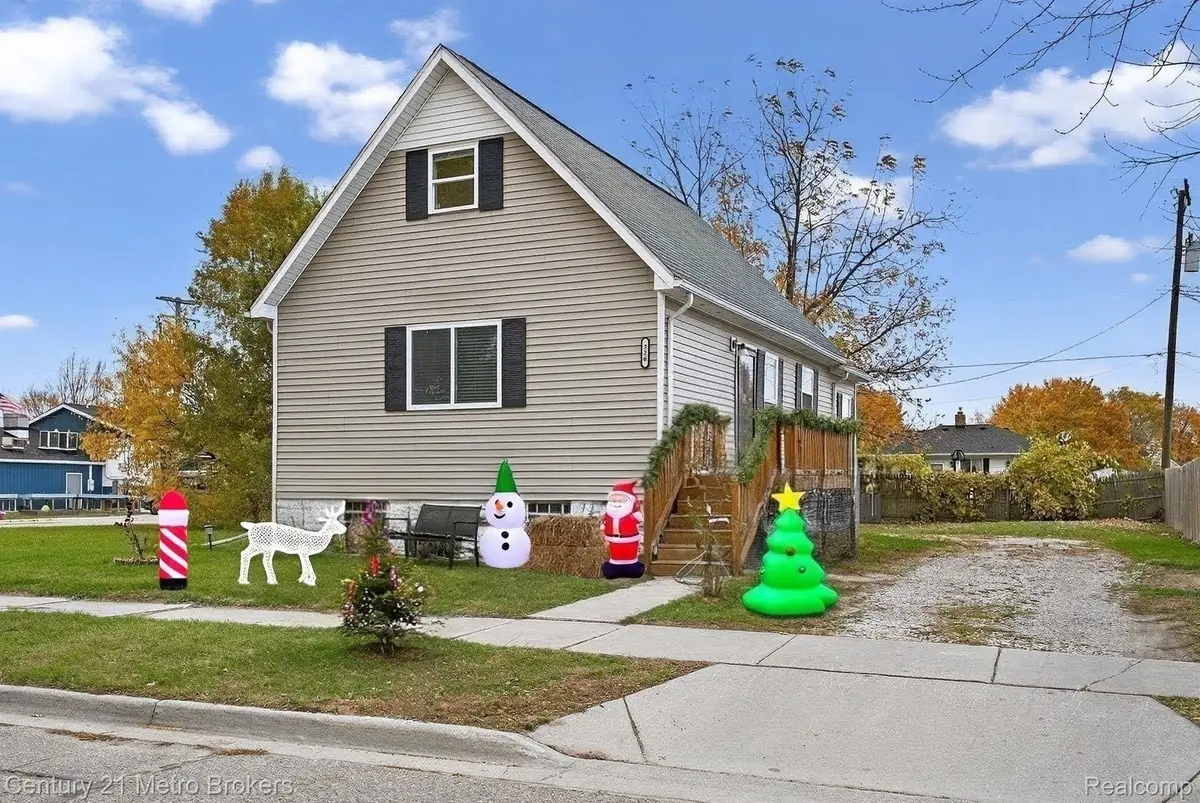 226 Bell Street, Marine City, MI 48039 - Image #1