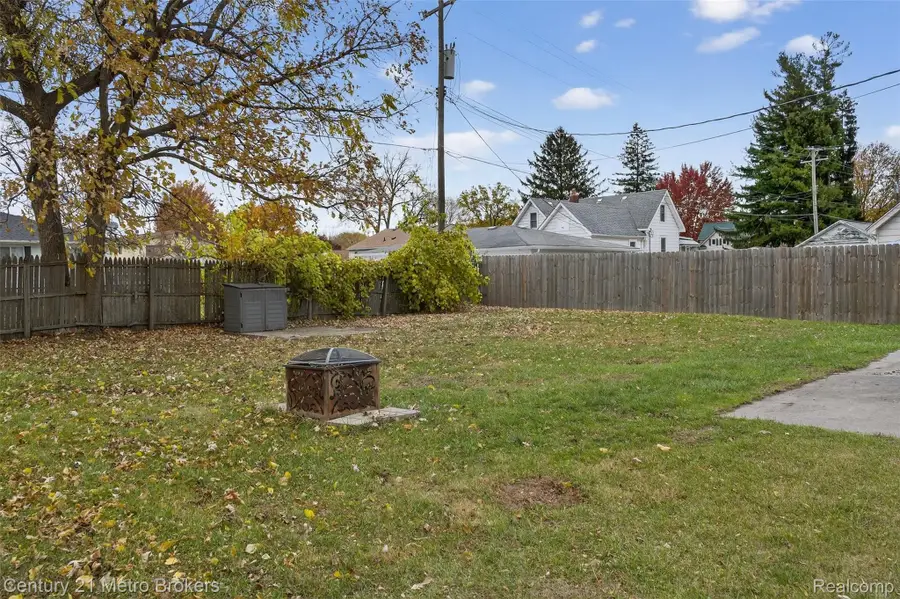 226 Bell Street, Marine City, MI 48039 - Image #3