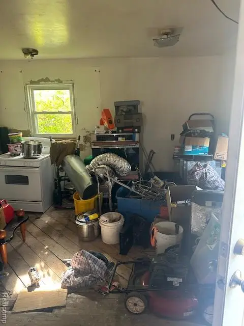 12892 Rosemont Avenue, Detroit, MI 48223 - Image #2