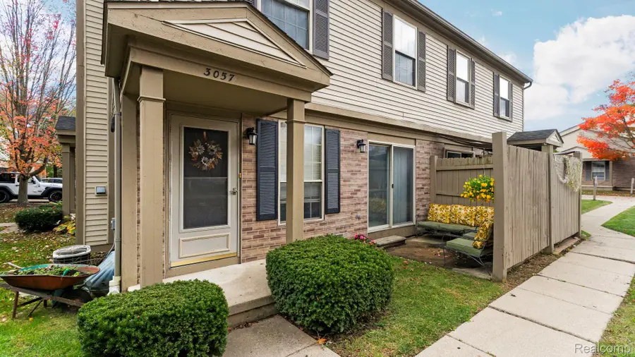 3057 Forest Creek Court, Ann Arbor, MI 48108 - Image #2
