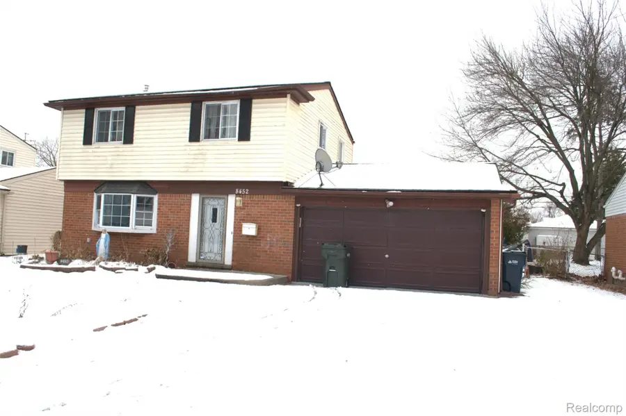8452 Doncaster Drive, Sterling Heights, MI 48312 - Image #2