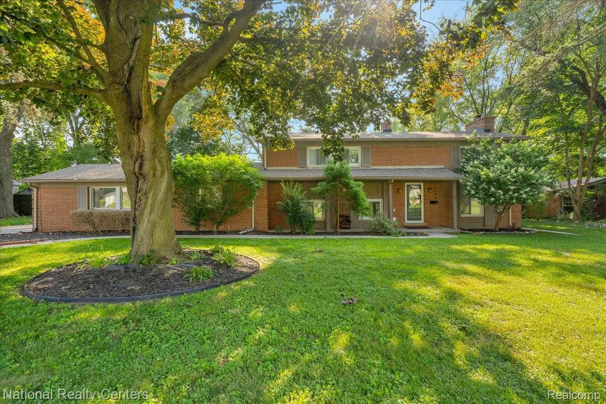 29998 Beacontree Street, Farmington Hills, MI 48331 - Image #1