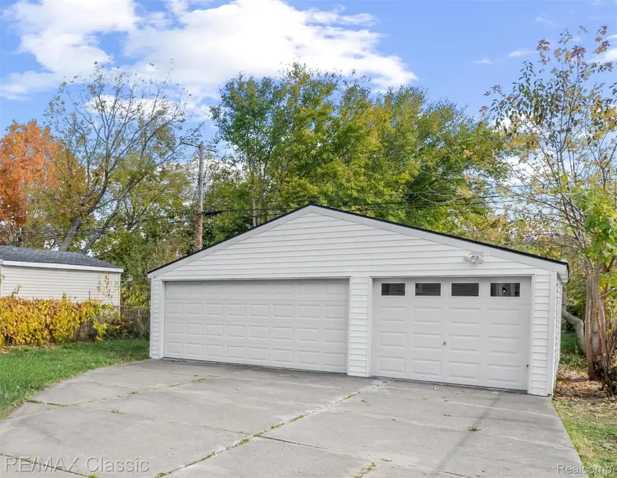 4827 Winifred Street, Wayne, MI 48184 - Image #3
