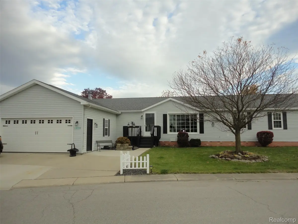 1092 Cameron Circle, Monroe, MI 48161 - Image #1