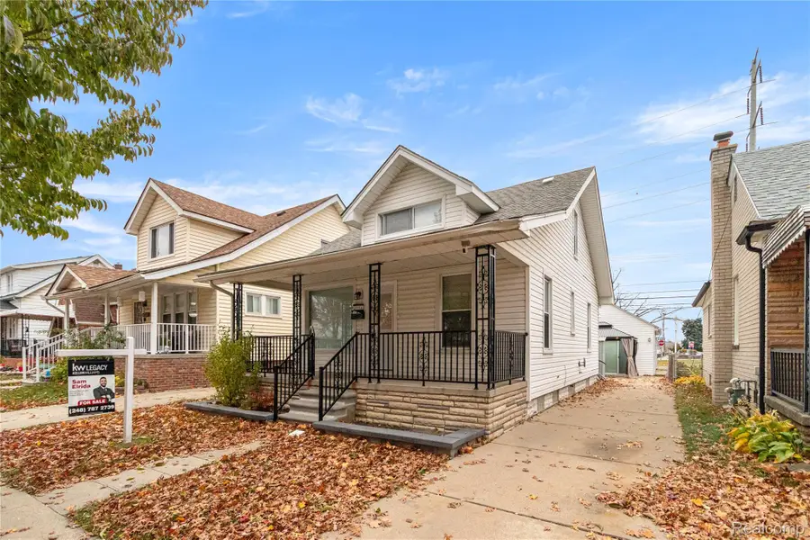 4736 Curtis Street, Dearborn, MI 48126 - Image #2