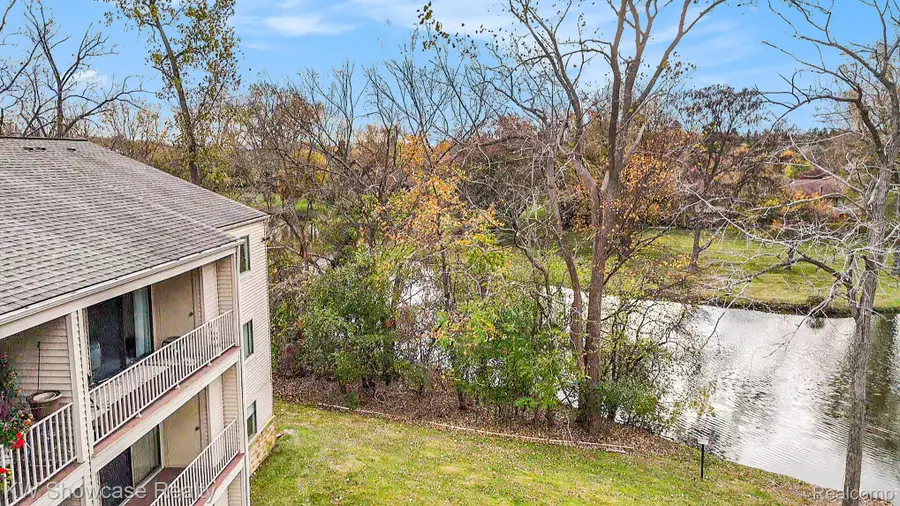 3835 Lone Pine Road, West Bloomfield, MI 48323 - Image #2