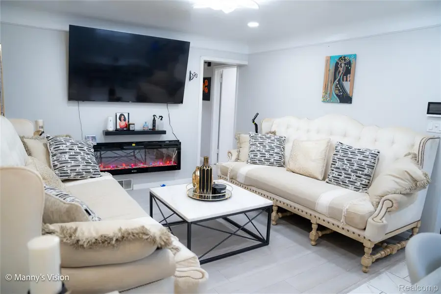 26260 Bryan Street, Roseville, MI 48066 - Image #2