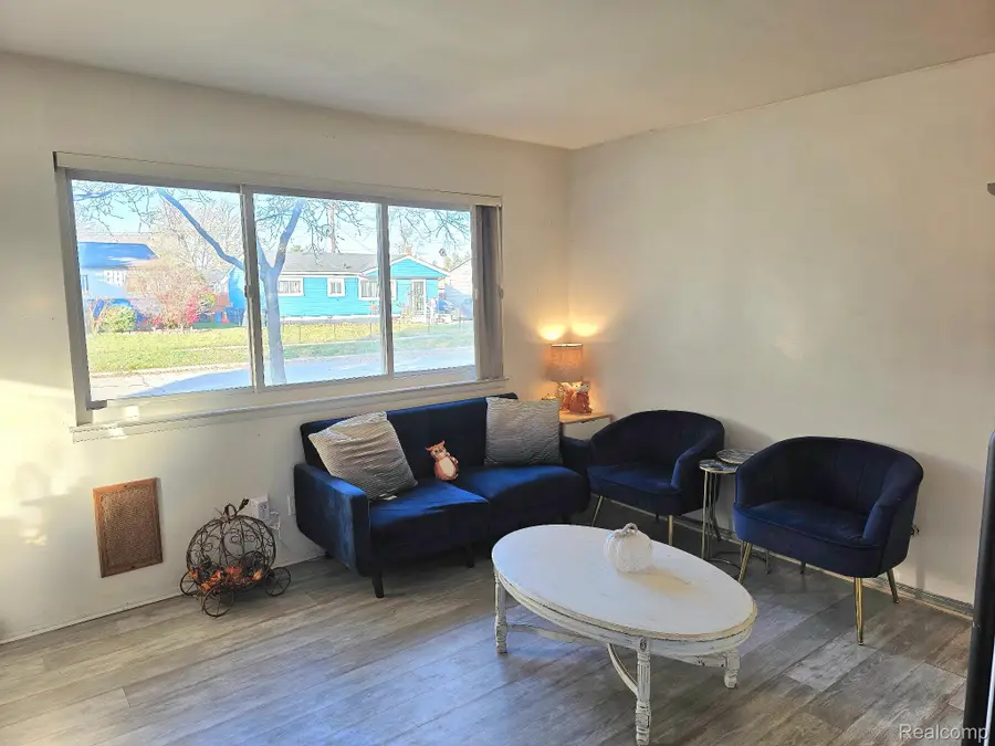 32155 Melton Street, Westland, MI 48186 - Image #2