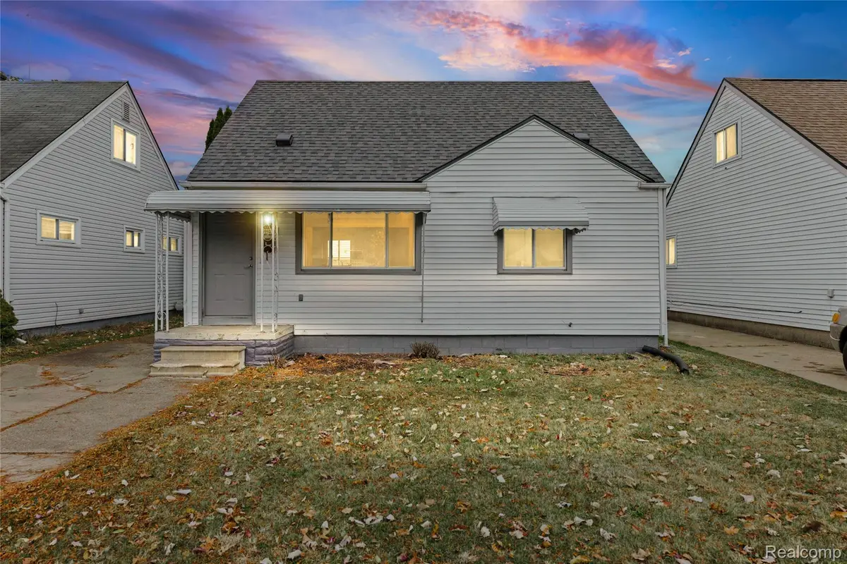 975 E Barrett Avenue, Madison Heights, MI 48071 - Image #1